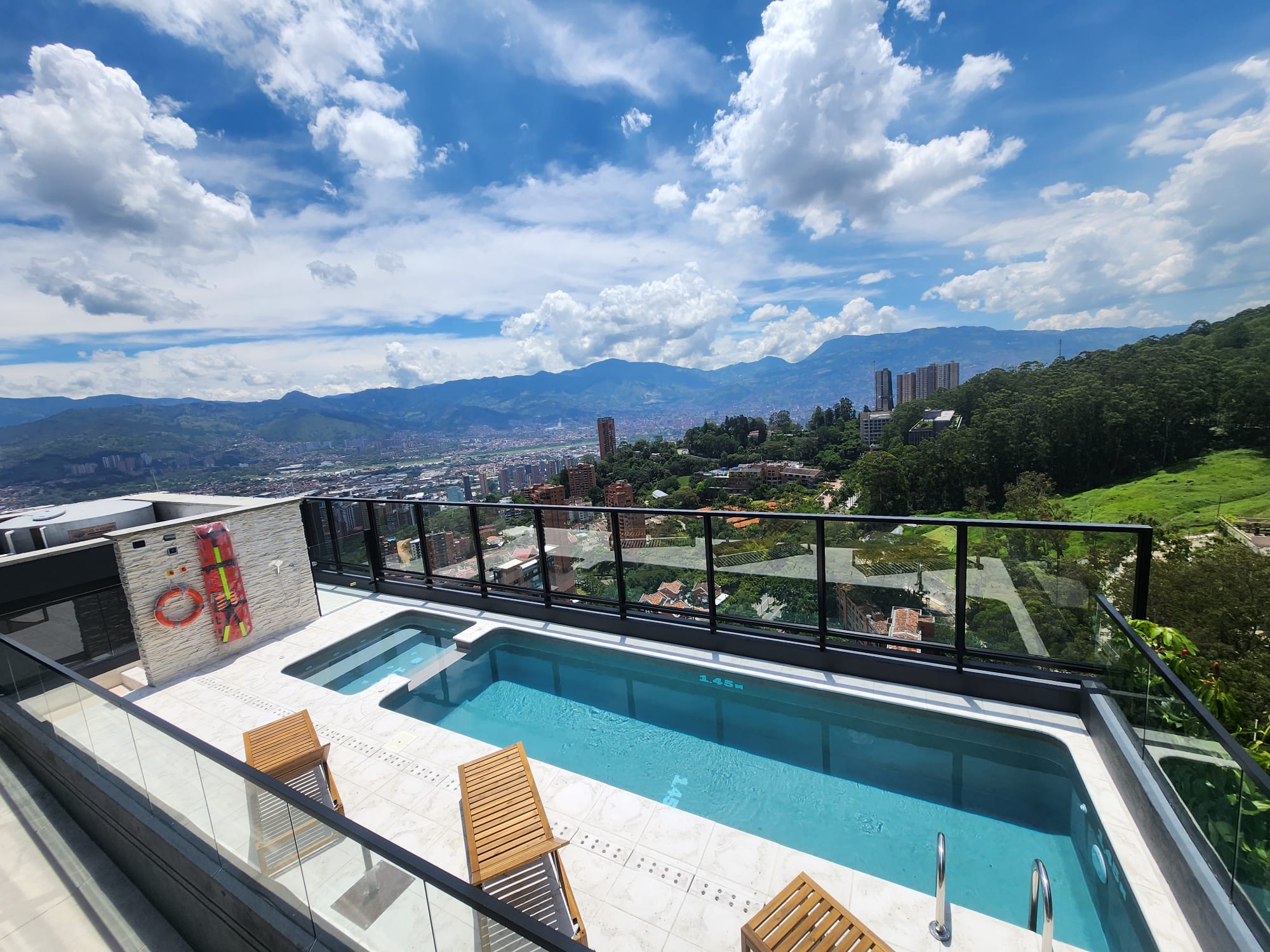 Las Palmas Sky Loft —Medellín — pool
